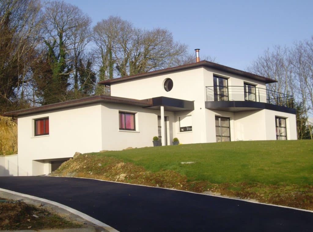 construction maison contemporaine toiture cuivre enduit blanc 1 - Réalisations - Finistère, Saint Thonan